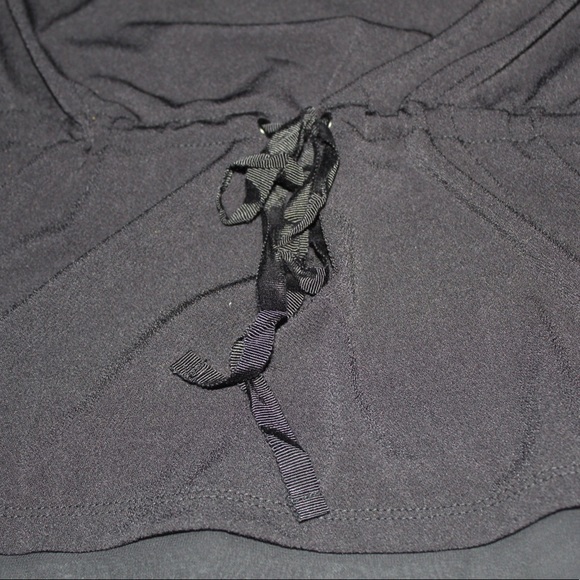 BananaRepublic Black Sleeveless Mixed Media Tunic - Picture 3 of 5